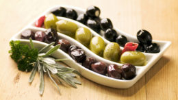 оливки и маслины в чем отличие